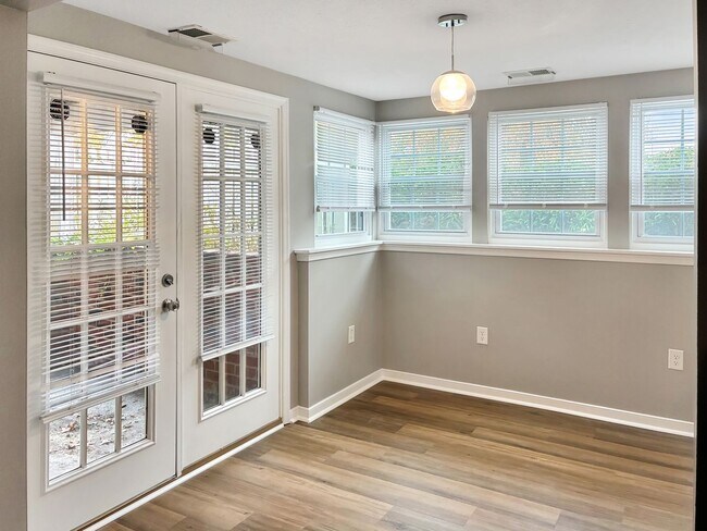 Foto del edificio - 2 Bedroom Condo in Glen Allen