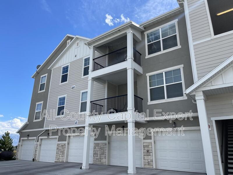 3647 W 2280 N Unit Master bedroom, Lehi, UT 84043 Condo for Rent in