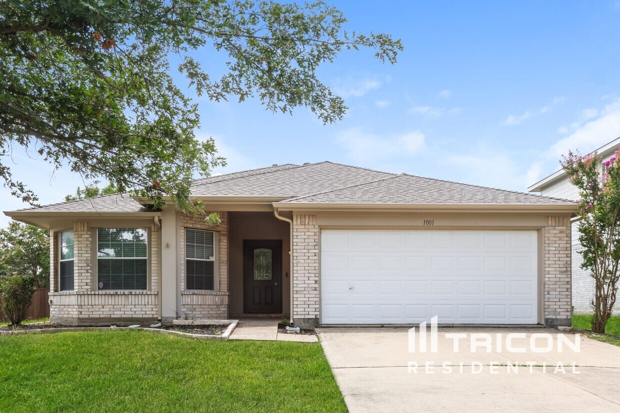 Foto principal - 1001 Halifax Ln