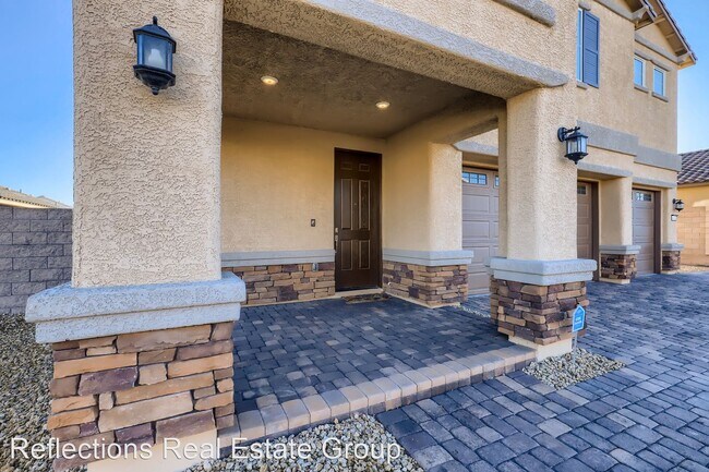 Foto del edificio - 1820 Pendleton Ridge St