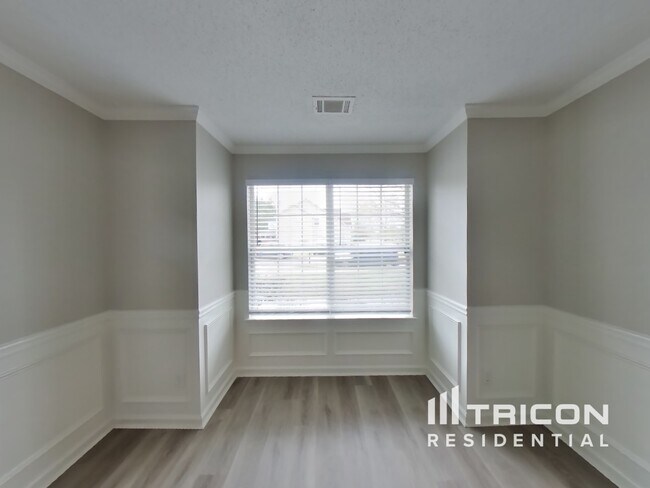 Building Photo - 341 Othello Drive Hampton GA