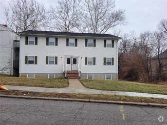 Building Photo - 1649 Clawson St