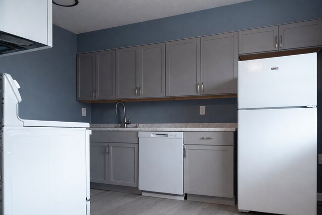 Foto del edificio - 4450 Dixie Hwy