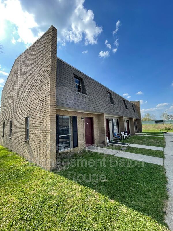 Primary Photo - 750 Hospital Rd