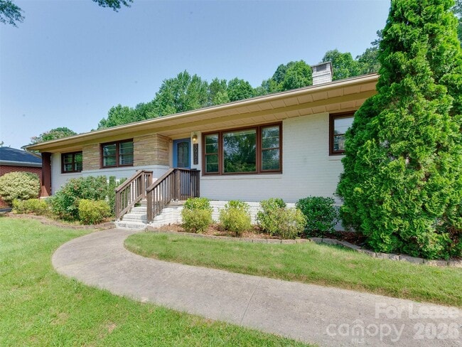 Foto del edificio - 3921 Sheffield Dr