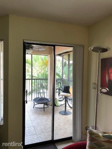 Building Photo - 3959 Coral Springs Dr