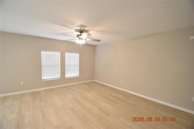 Foto del edificio - 14468 Meadow Bird Ave