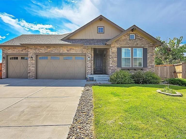 Foto principal - 2402 E 156th Ave