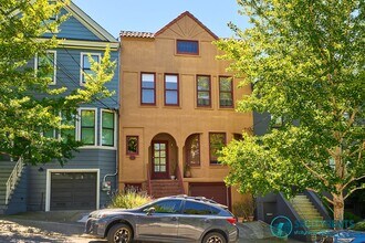 Building Photo - 270 Eureka St