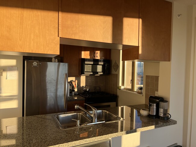 Photo du bâtiment - 1316 W 11th Ave