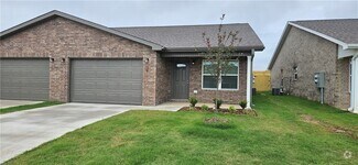 Building Photo - 6807 Toby St