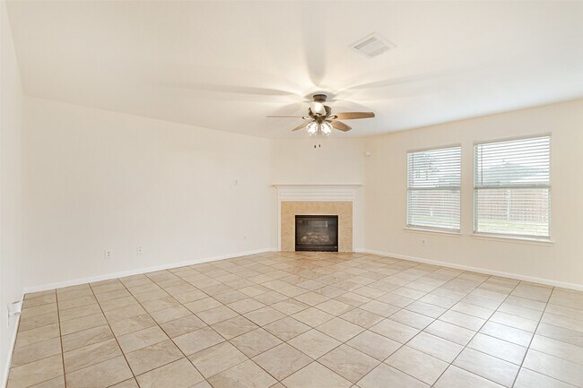 Foto del edificio - 2830 Katy Briar Ln