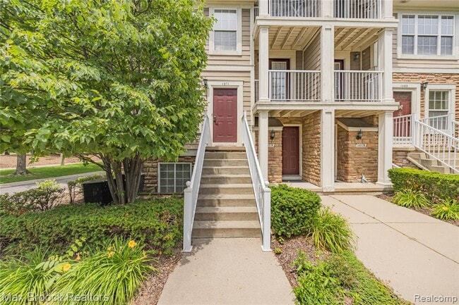 Building Photo - 1071 Beaver Run