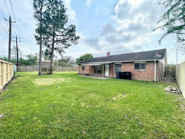 Foto del edificio - 10019 Richtown Ln