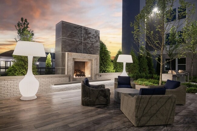 Building Photo - Berkshire at the Pinehills