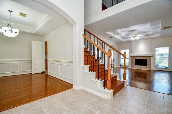 Building Photo - 17411 Lonesome Dove Trail