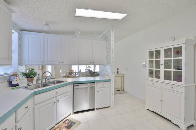 Foto del edificio - 2113 Sawgrass Ln
