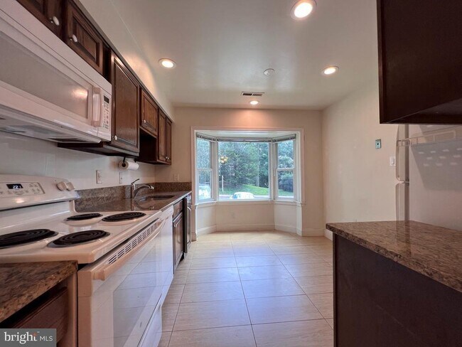 Foto del edificio - 7537 Coddle Harbor Ln