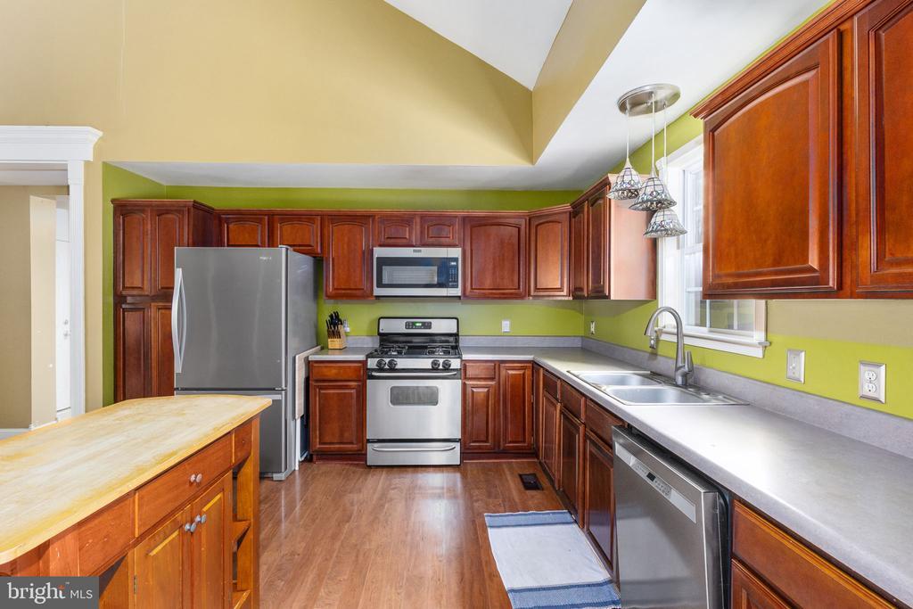 Foto principal - 8314 Myrtle Ln