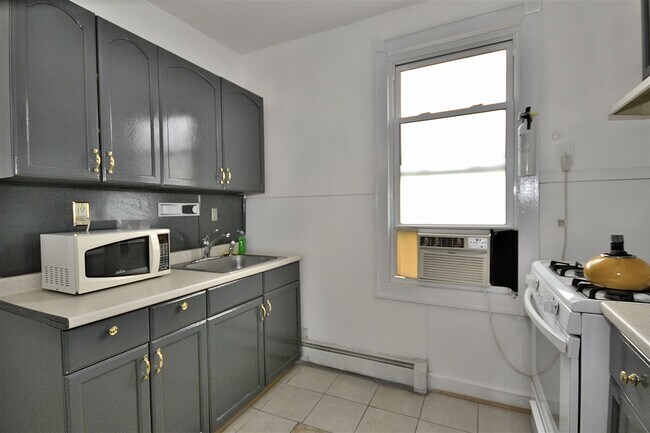 Foto del edificio - 154 Van Horne St