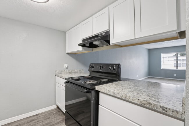 Building Photo - Bella Mar Apartment Homes