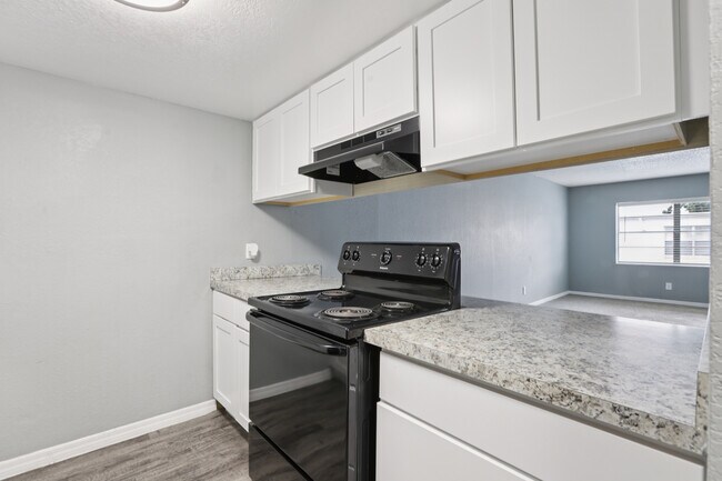 Foto del edificio - Bella Mar Apartment Homes