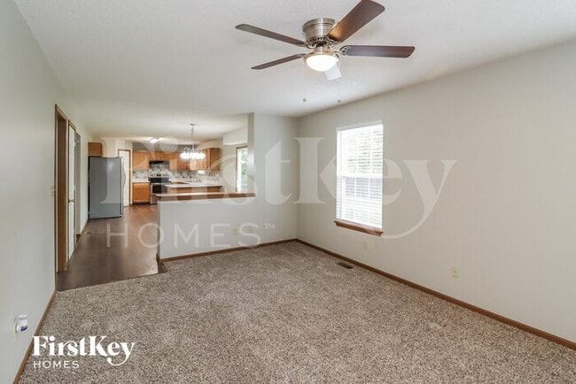 Building Photo - 616 Fawn Pl