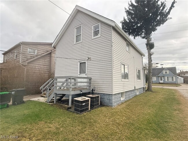 Foto del edificio - 12809 McCracken Rd