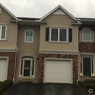 Building Photo - 220 Wiltree Ct