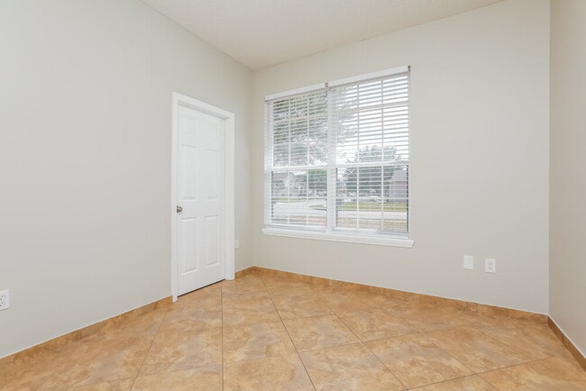 Building Photo - 2501 Tiger Maple Ct