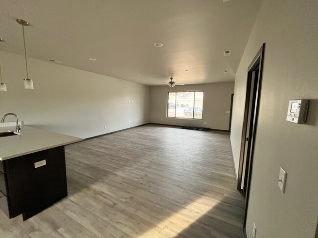 Foto del edificio - 2212 Quartzite Dr