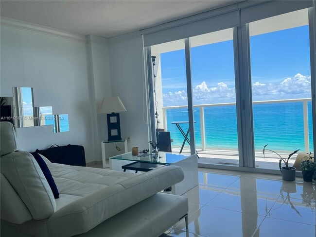 Building Photo - 5701 Collins Ave