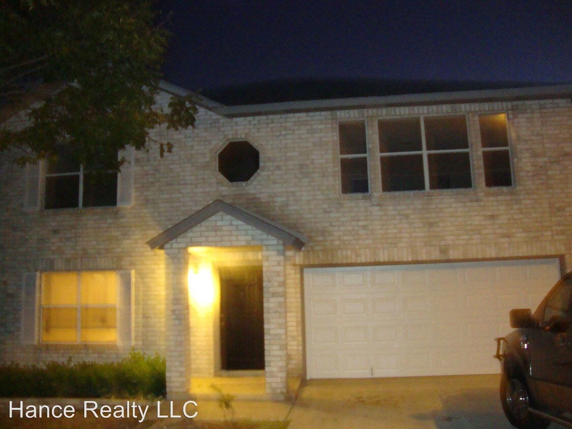 Foto principal - 3 br, 2.5 bath House - 2338-Pendant Pass