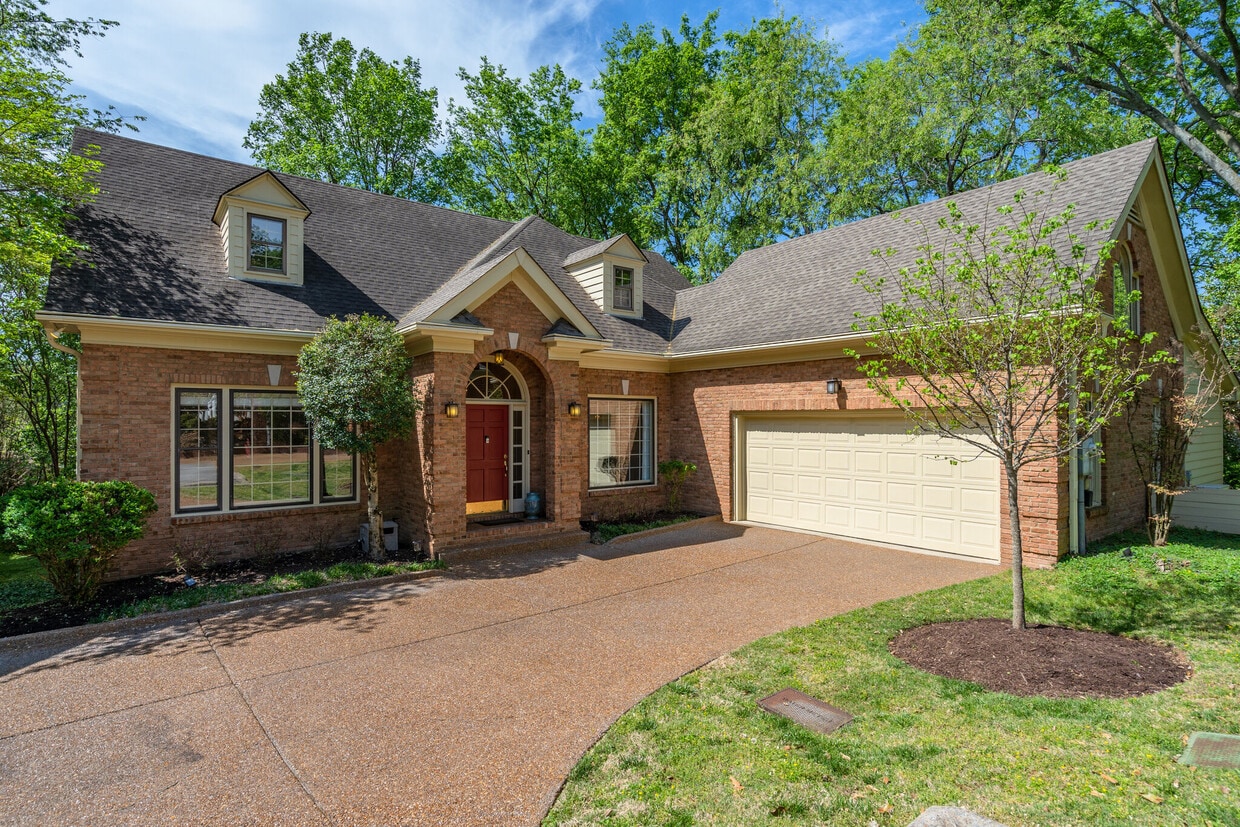 Foto principal - 208 Stokesboro Ct