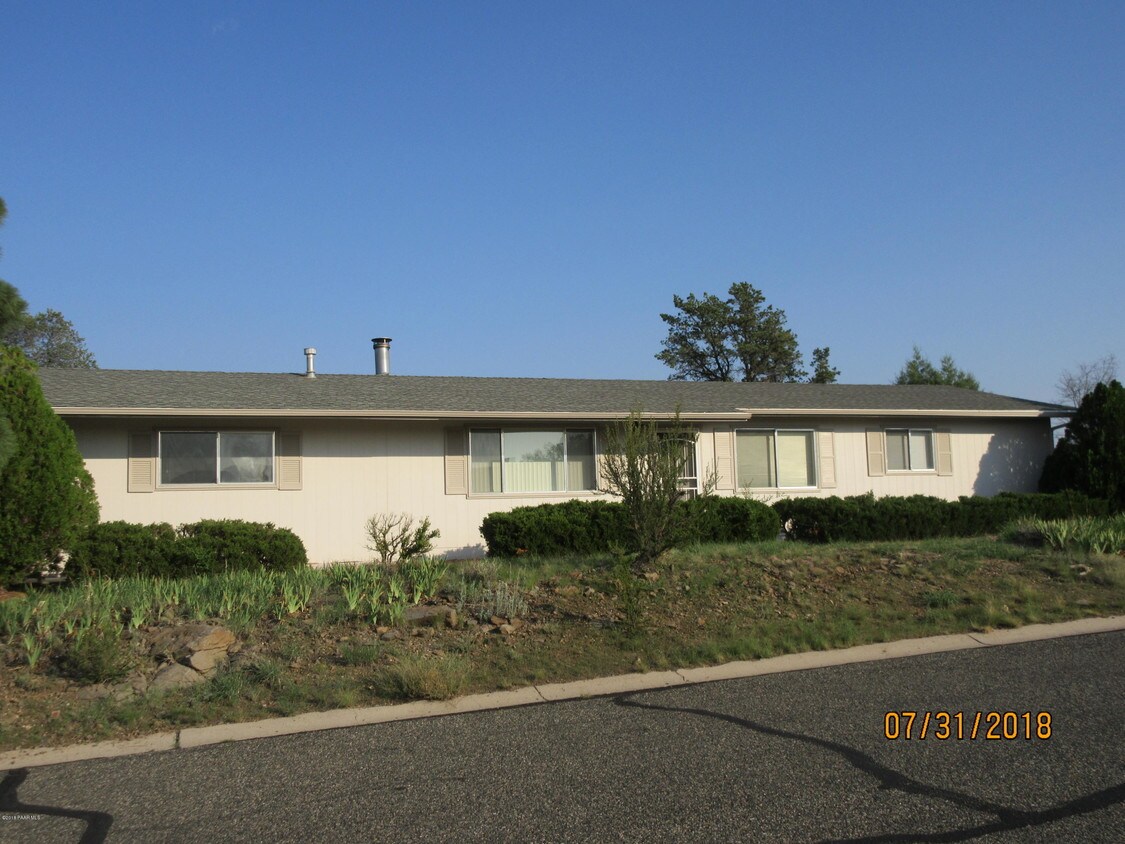 Primary Photo - 1802 Cedarwood Dr