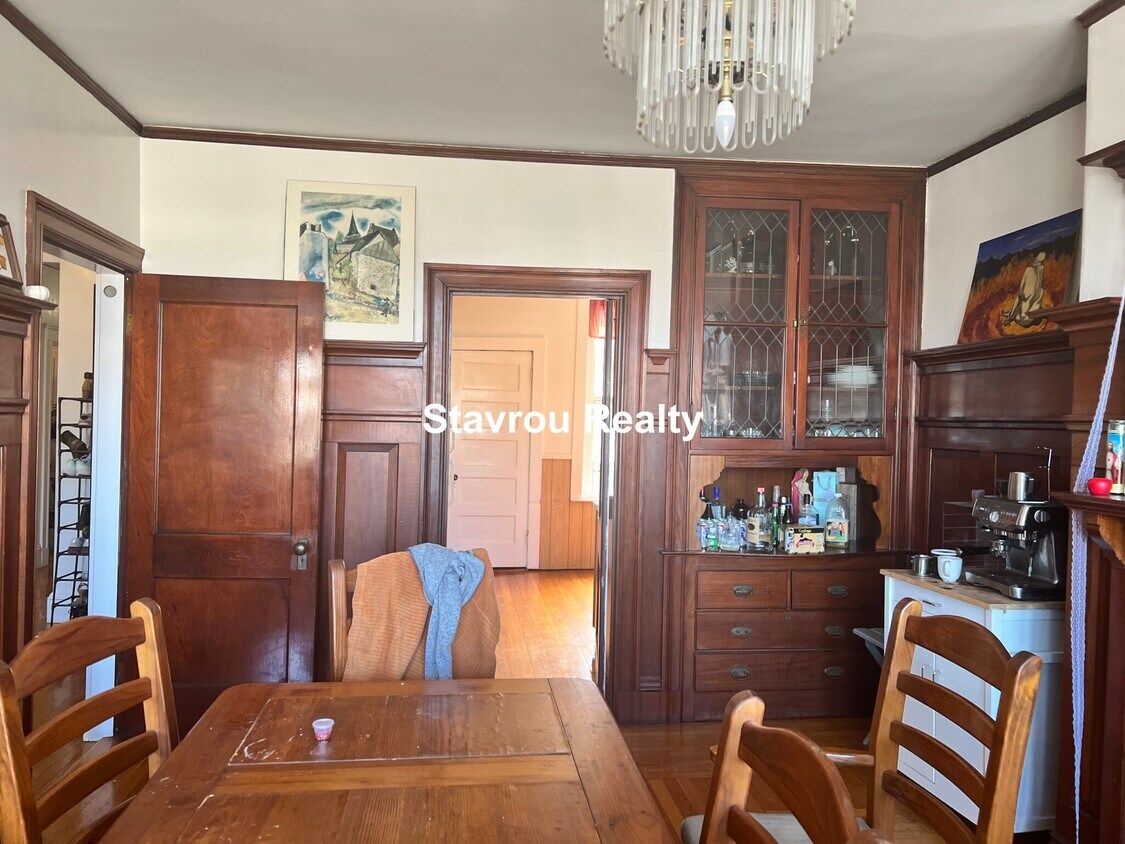 Foto principal - 1681 Beacon St