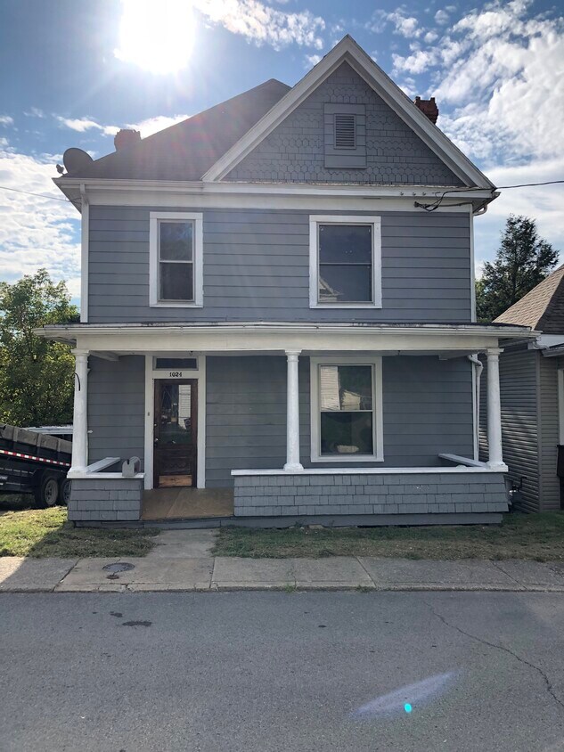 1024 Fennimore St, Fairmont, WV 26554 House Rental in Fairmont, WV