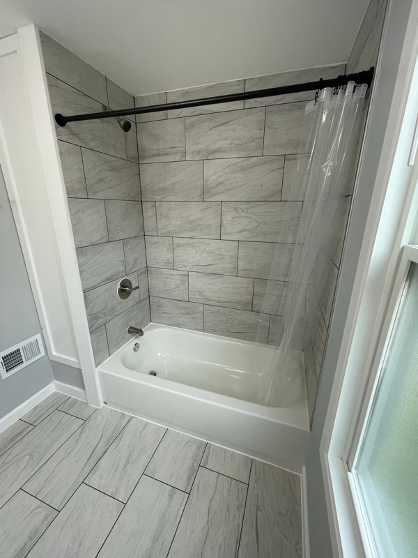 Photo - 110 4th St House