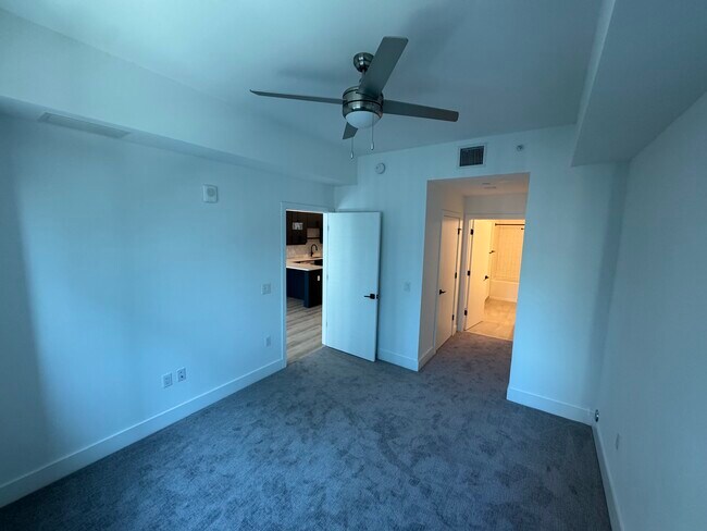Foto del edificio - 140 NW 31st St