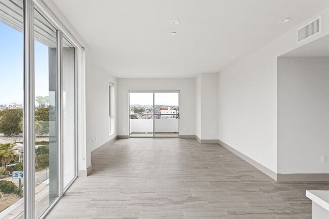 Foto del interior - La Vida Melrose