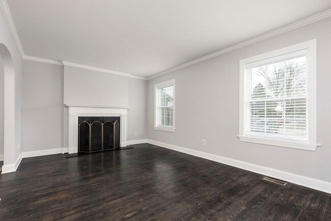 Building Photo - 2664 Kings Hwy