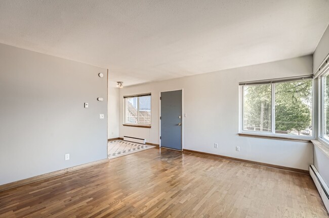 Interior Photo - Holly Manor