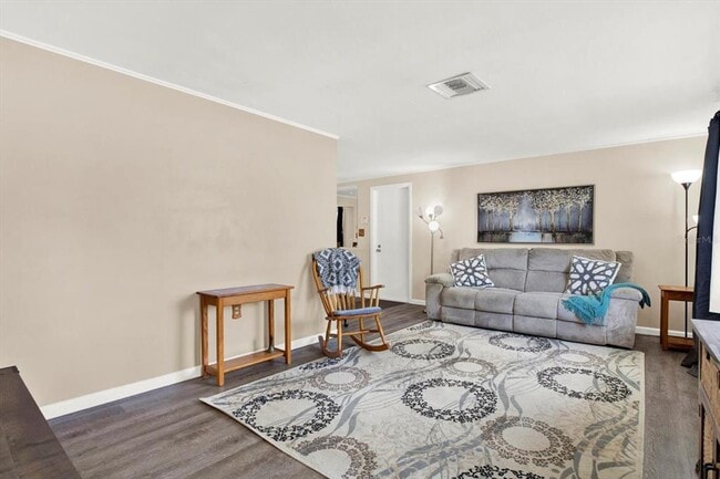 Building Photo - 1446 Normandy Blvd