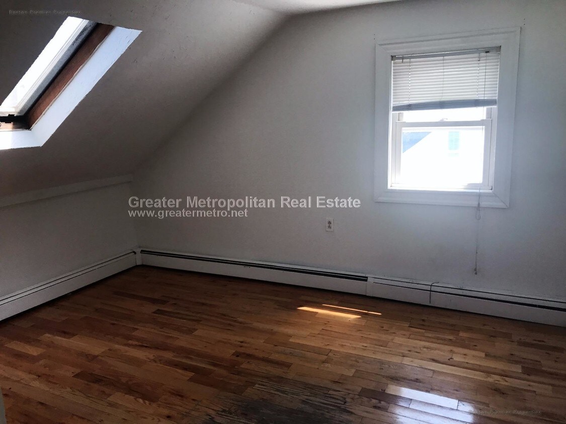 Primary Photo - 209 K St