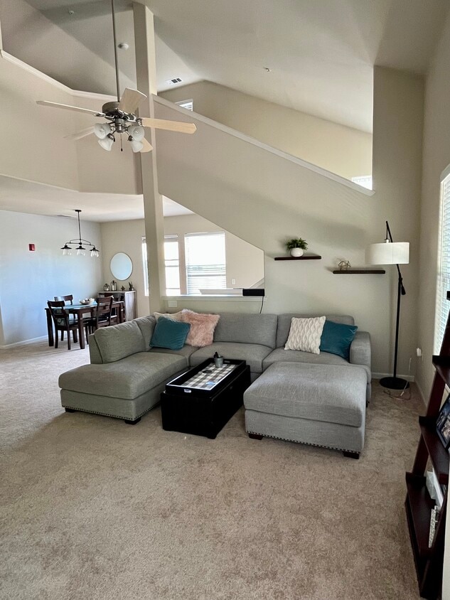 5350 Dunlay Dr Unit 1213, Sacramento, CA 95835 Condo for Rent in