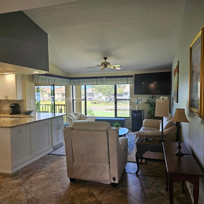 Building Photo - 5710 Trailwinds Dr