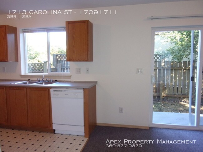 Building Photo - 1713 Carolina St