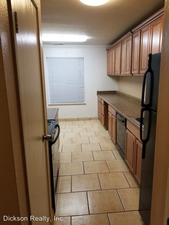 Foto del edificio - 1553 Delucchi Ln