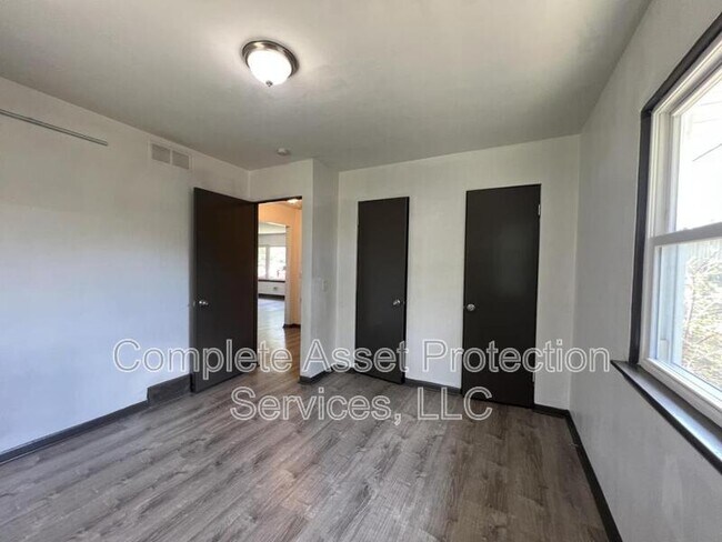 Building Photo - 5518 Connecticut St