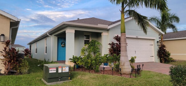 Foto del edificio - 8821 Swell Brooks Ct